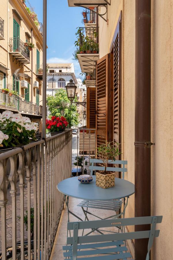 Le Porte Del Kassaro Palermo Buitenkant foto