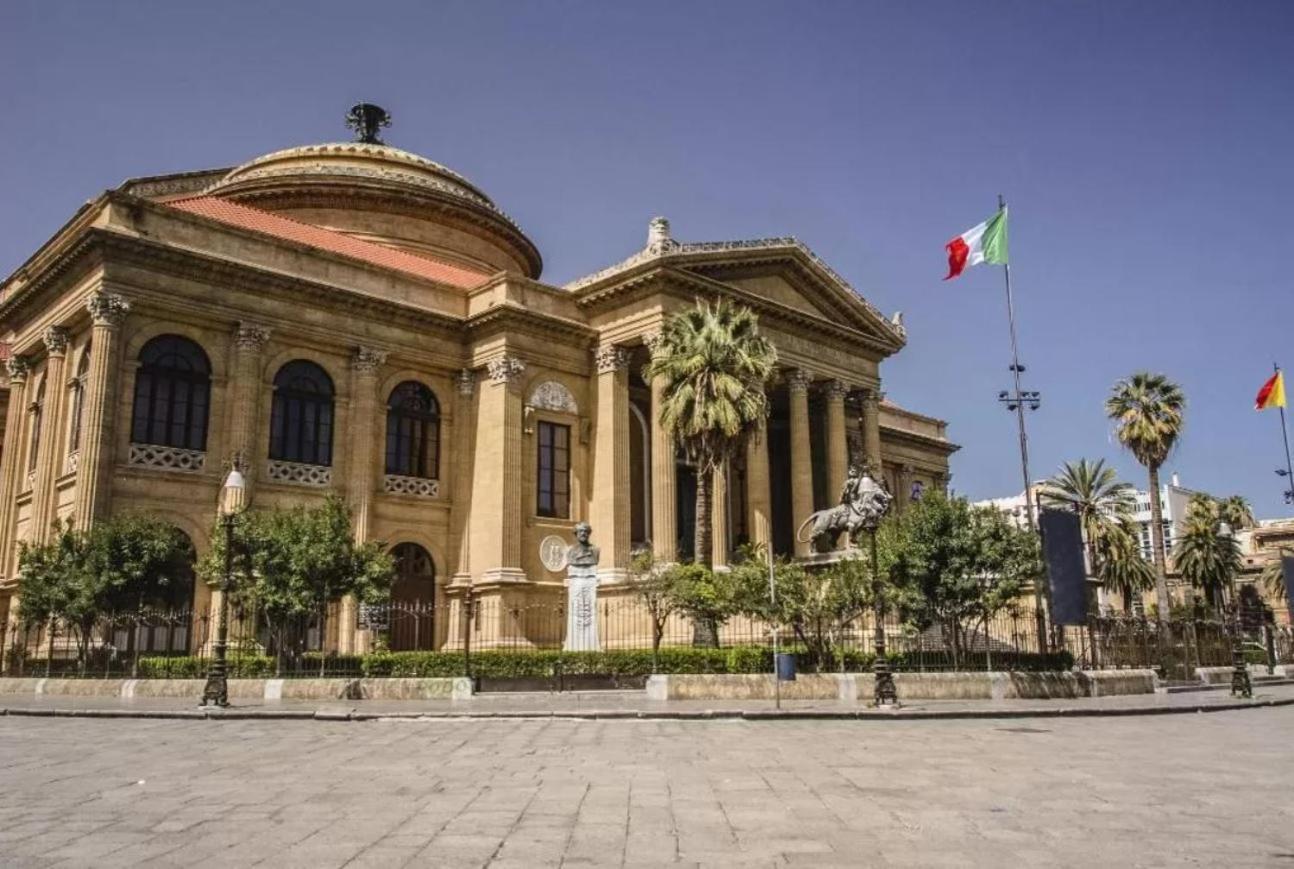 Le Porte Del Kassaro Palermo Buitenkant foto