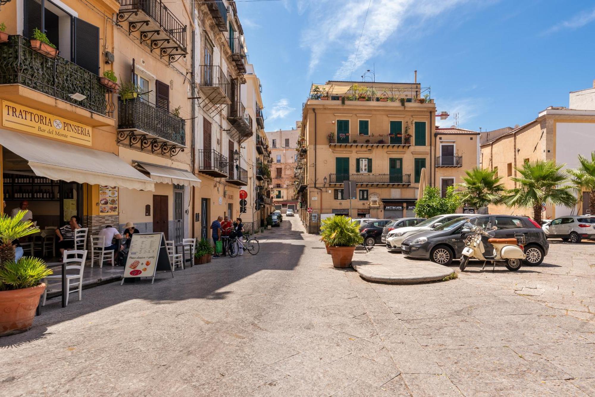 Le Porte Del Kassaro Palermo Buitenkant foto